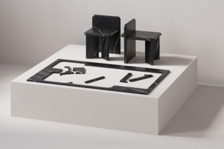 BO STOOL. Designer: Vivian Coser _ SETTE7 (Brazil). Company: Antolini. Material: Noirblanc by Antolini.