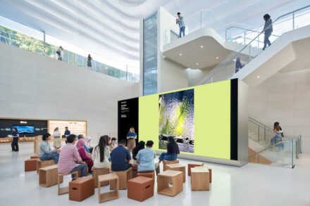 Foster + Partner: Apple Store in Kuala Lumpur.