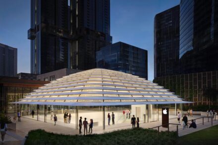 Foster + Partner: Apple Store in Kuala Lumpur.
