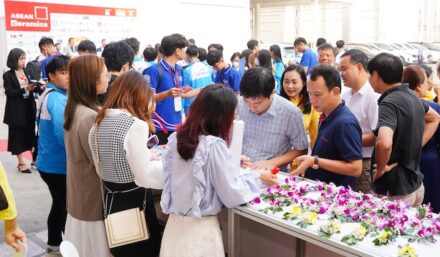 Welcome Desk der Messe Asean Ceramics im Jahr 2023.