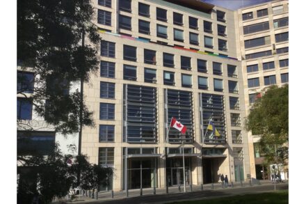 Tyndall Stone®: Canadian Embassy in Berlin, seen from the Leipziger Platz.