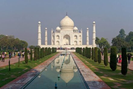 The Taj Mahal. Photo: Wikimedia Commons / Jakub Hałun