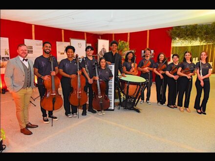 The musicians of the Camerata Jovem Rochativa before their departure to Italy.