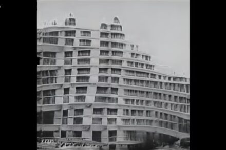 Video “Evanesce“ by Daniah Alsaleh.