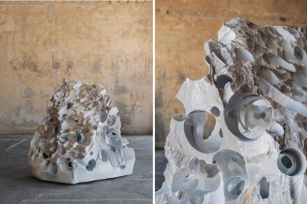 Nicola Martini, „Omag Tower 7 CNC”, 2024. Statuario Altissimo Marmor, 122 × 120 × 120 cm.