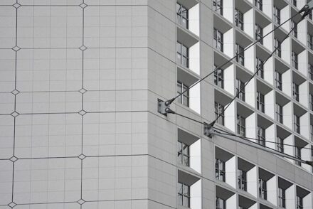 Granite Bethel White®, Grande Arche de la Défense, Paris. Photo: Polycor