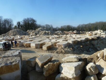 Blocks from the Croix-Huyart quarry wait for transportation to further processing. Photo: © David Dessandier – BRGM