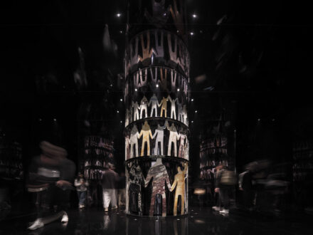 Design: Steve Leung, Sing Huang. Companies: Bellissimo, Xiamen Dalei Stone Co, Ltd. 