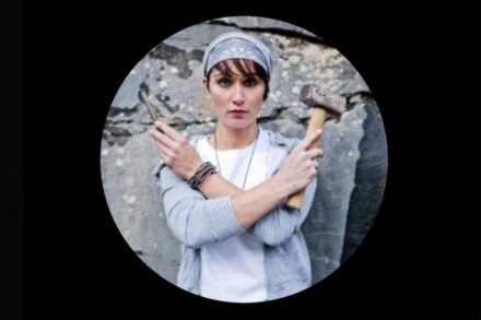 Fun on her LinkedIn page: Melanie Seidl as a pharaoh with chisel and hammer.