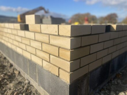Bricks aus dem Darney Sandstein der Firma Hutton Stone.