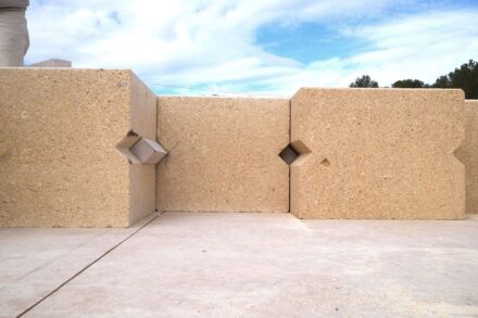 Rosal Stones, SA: Workshop „Bauen mit Naturstein heutzutage“ (Construir en Piedra Hoy).