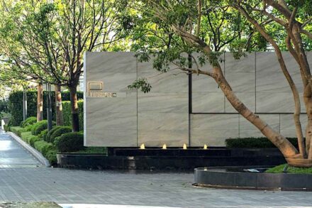 Calacatta Azure marble from Yanue Import and Export.