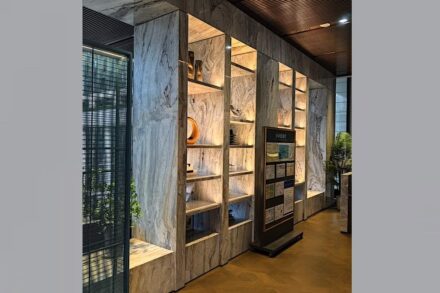 Calacatta Azure marble from Yanue Import and Export.