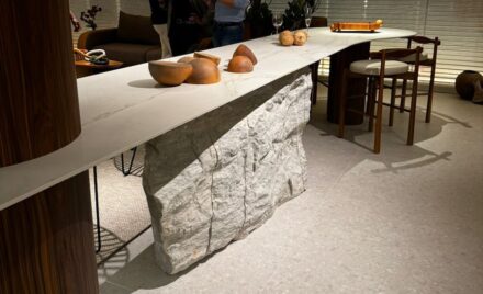 Das Möbelstück im Wohnhaus des Auftraggebers.