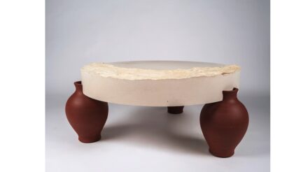 Ceramics studio Vitor Reis: limestone and clay.