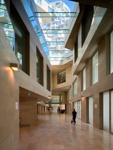 MVRDV: „Valley“.