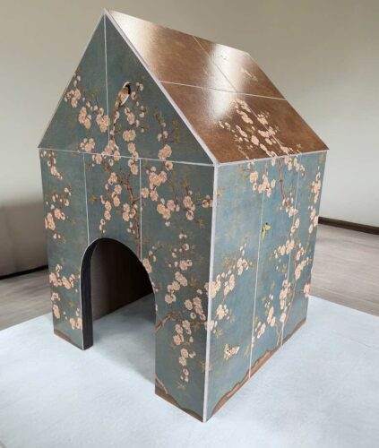 TCNA doghouse: StoneImpressions Doghouse.
