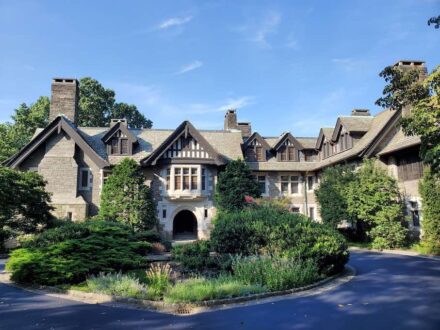 Krisheim, Philadelphia, Pennsylvania.Architect: John Milner Architects; Stone Suppliers: Media Quarry Company, Vickery Stone Company; Stone Installer; Joseph Manero & Sons; Structural Engineer: Larsen & Landis; Stones used: Indiana limestone, Wissahickon mica schists.
