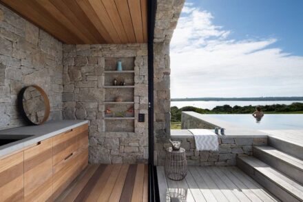 Signal Hill, Montauk, New York. Architect: Bates Masi + Architects; Stone Supplier: ABC Worldwide Stone; Stone Installer: HZ Masonry; Stone used: Brazilian gray granite. 