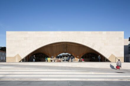 Collectif Studiolada: Markthalle in Saint-Dizier.