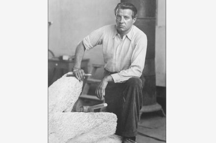 Fritz Wotruba in his studio in Vienna, 1947/48. Photo: Ernst Hartmann / Bildrecht, Vienna 2025