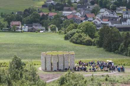 Christoph Hesse Architects: “Open mountain chapel.”
