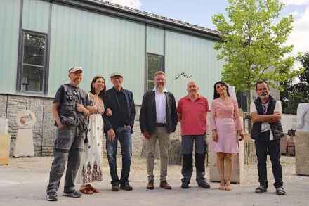 The important people of the 2025 symposium: (f.l.t.r) Martin Schräder (Germany), Sara Terpino (Italy), Thomas Laubscher (CEO Steinzentrum Wunsiedel), Alexara Sanches (Spain), Tamer Ersoy (Turkey), Evrim Kiliç (Turkey), Robert Alger (Czech Republic/USA).