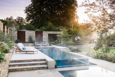 Limestone Portland Stonehills Whitbed, from Albion Stone company.