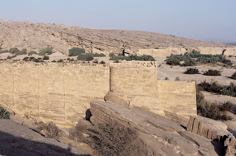 Remains of the Marib Dam, part of an irrigation system in ancient Yemen, built in the middle of the 1st millennium BC, Unesco World Heritage. Photo, around 2006: Hugues Fontaine