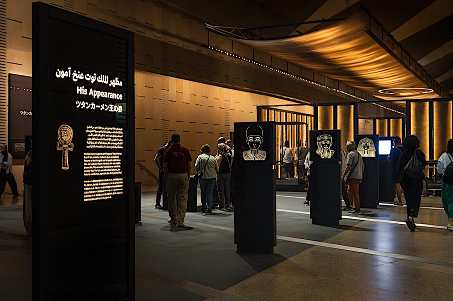 From the life of the pharaoh: his appearance. Photo: ©Josef Sindelka
