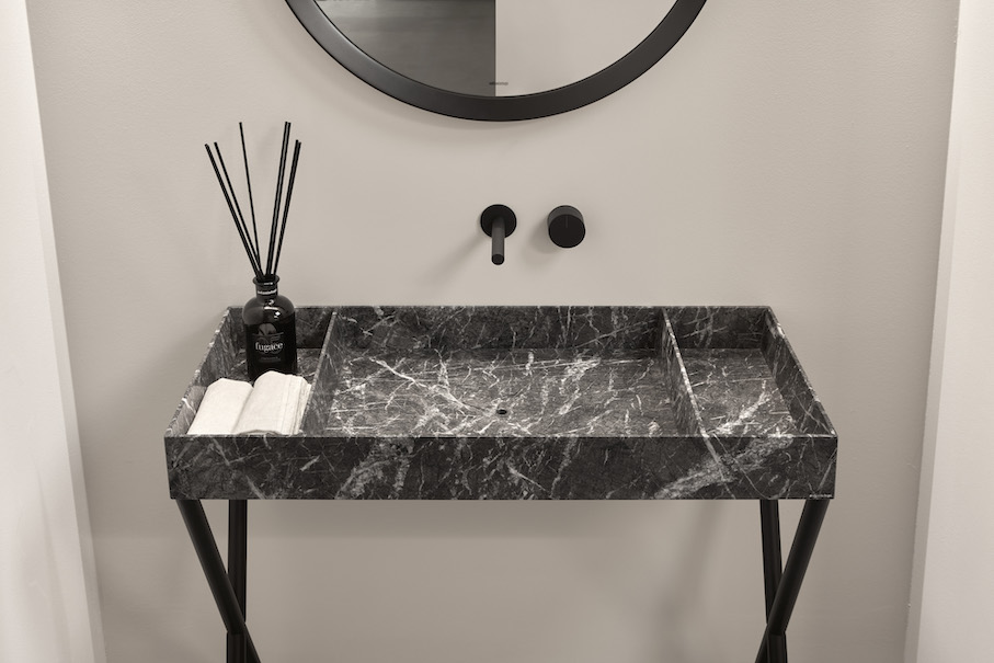 antoniolupi: new console washbasin to the “Nabatei“ collection.