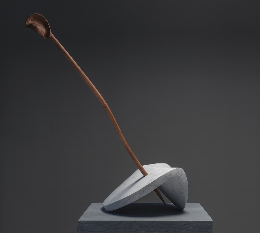 Jacob CARTWRIGHT, Yuen Leung HO: “Circumpunct” (97 x 50 x 110).