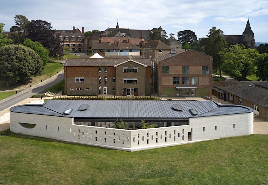 Kategorie Gewerbebauten: „Sanint-Raphael’s Health & Wellbeing Centre“.