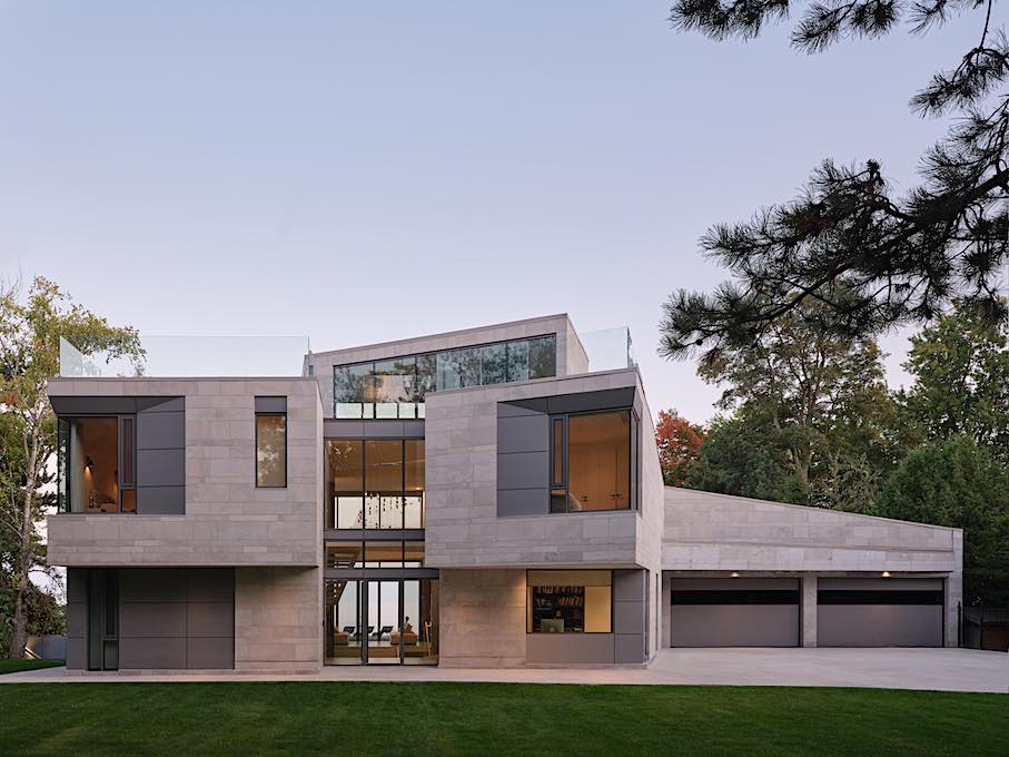 Category Residential – Single Family: Meadowcliffe House Toronto, ON Canada.