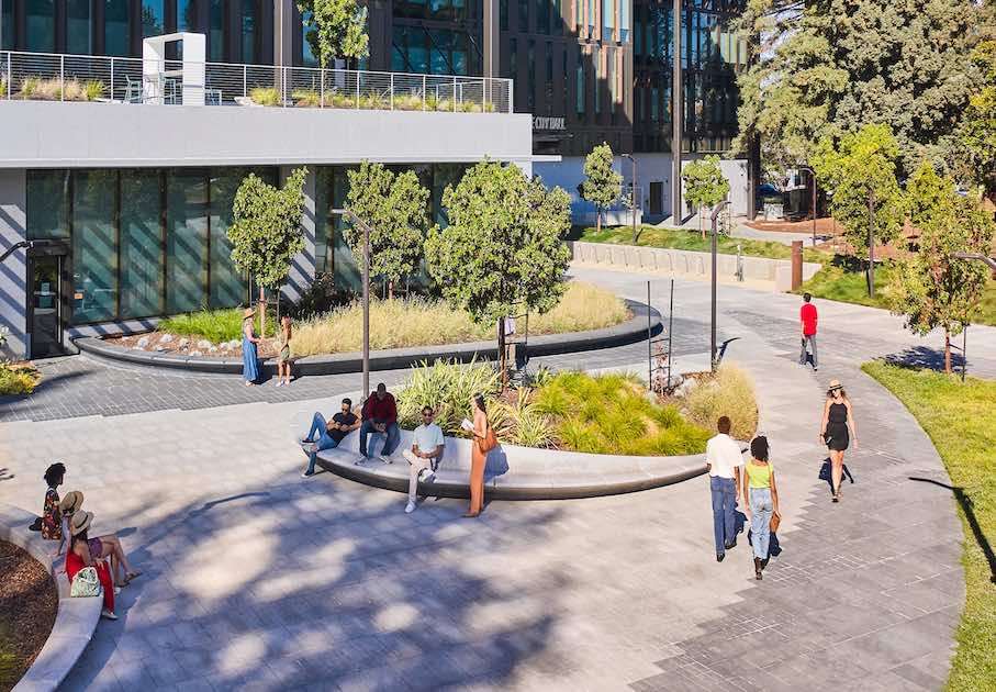 Category Commercial Exterior: Sunnyvale Civic Center, Sunnyvale, California.
