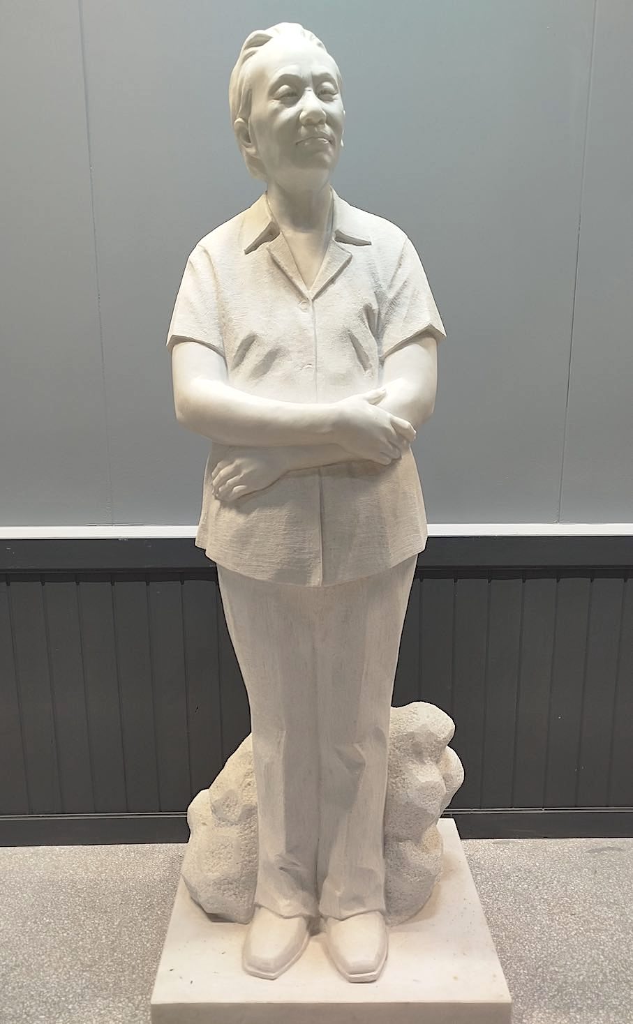 Sculpture by Rongfa Stone Group.