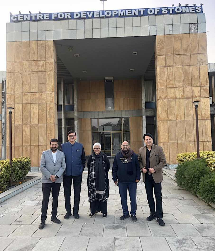 The Jury members: (f.l.t.r.) Ar. Tushar Sogani (Chairman, IIA Rajasthan Chapter), Ar. Abhay Vinayak Purohit (President, Council of Architecture), Ar. Urmila Amar Rajadhyaksha (President, ISOLA), Ar. Vilas Vasant Avachat (President, IIA), Ar. Jignesh Modi (President, IIID).