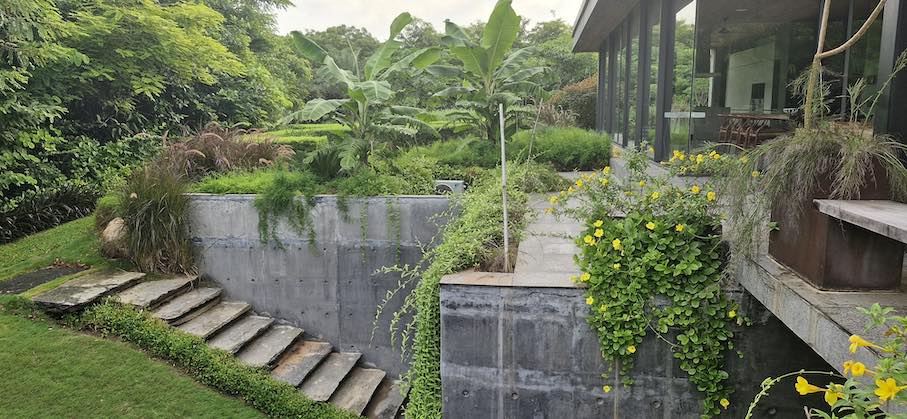 Category Landscaping: Architects Jaydatt Vishvanath Vaishnav & Anal Kapadia Vaishnav.