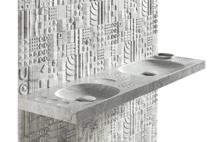 Designer: Martinelli Venezia: “Sorgente.“