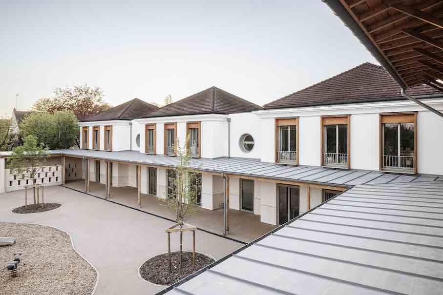 Studio Bien Urbain: École Maternelle, Montfermeil.