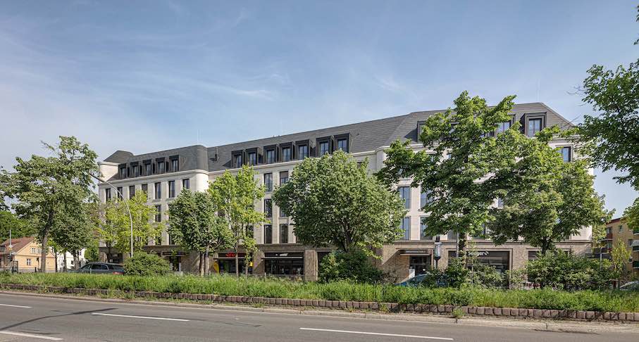 Tchoban Voss Architekten: Medical Center and Commercial Building in Berlin.