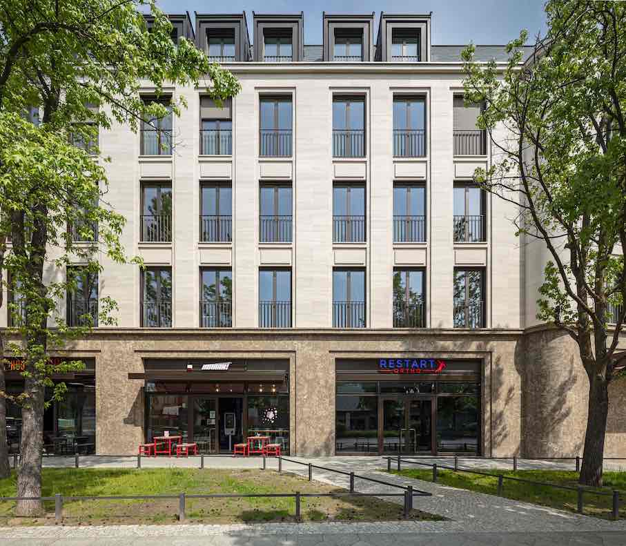 Tchoban Voss Architekten: Medical Center and Commercial Building in Berlin.