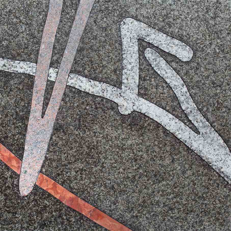 Die Bodenarbeit soll mit Granit und Marmor ausgeführt werden. Laut Preisgericht lässt das vorgestellte Muster „auf eine hohe Ausführungsqualität schließen“. Quelle: Sofie Thorsen, Wien