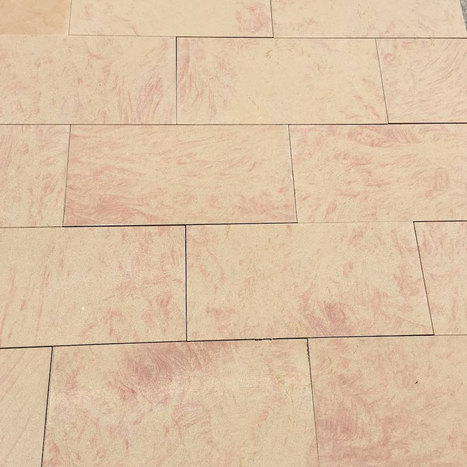 Sunstone from Piedra Natural Rubio (Rubio Stone).
